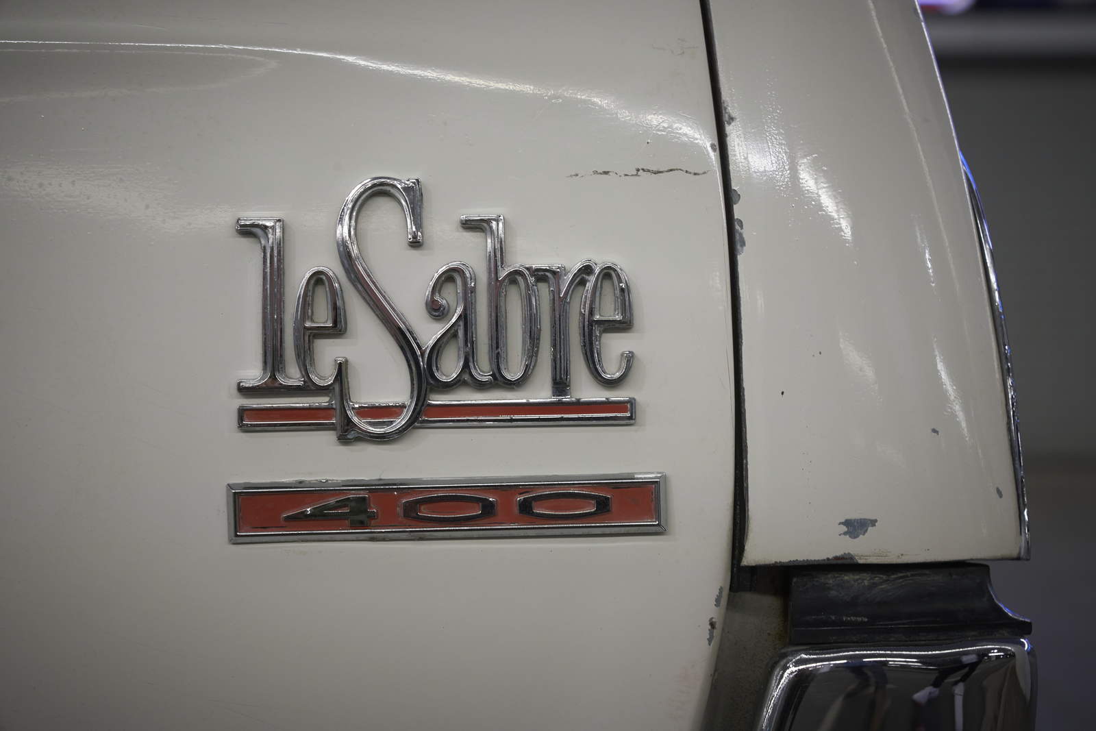 Buick Le Sabre 400 Köln bei Nacht